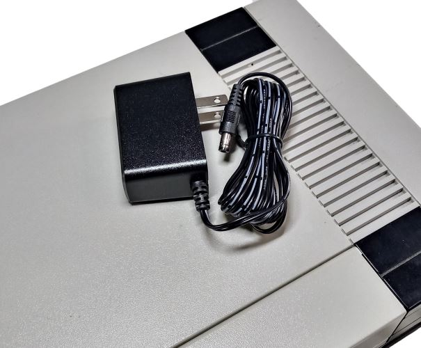 Regulated power supply for Nintendo NES US (NTSC) with US plug