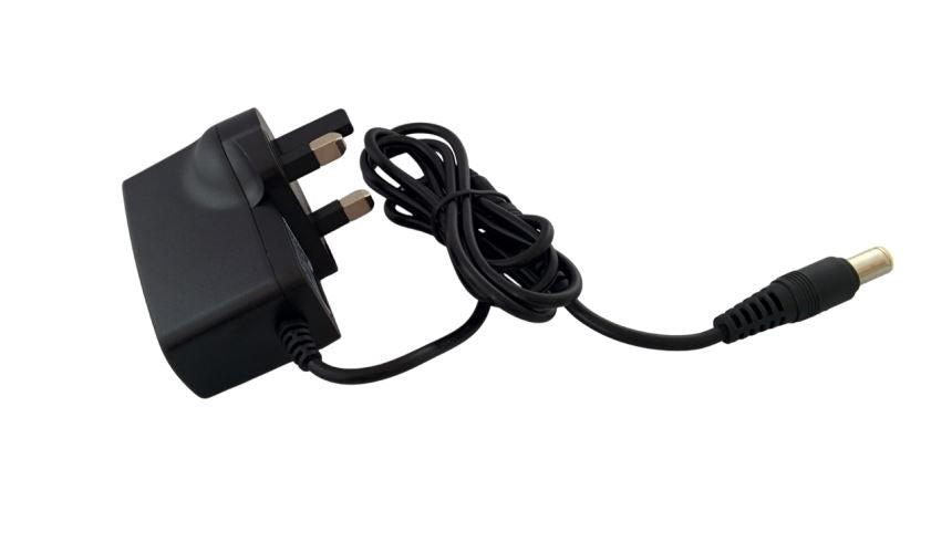 Regulated power supply for Nintendo Super NES US (NTSC) with UK plug